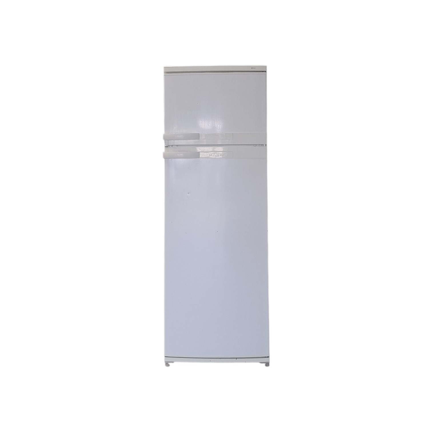 Refurbished Miele KSVMI3T1/01 koel-vriescombinatie. Betrouwbare Miele kwaliteit, praktische indeling en direct gebruiksklaar. Duurzaam en voordelig.