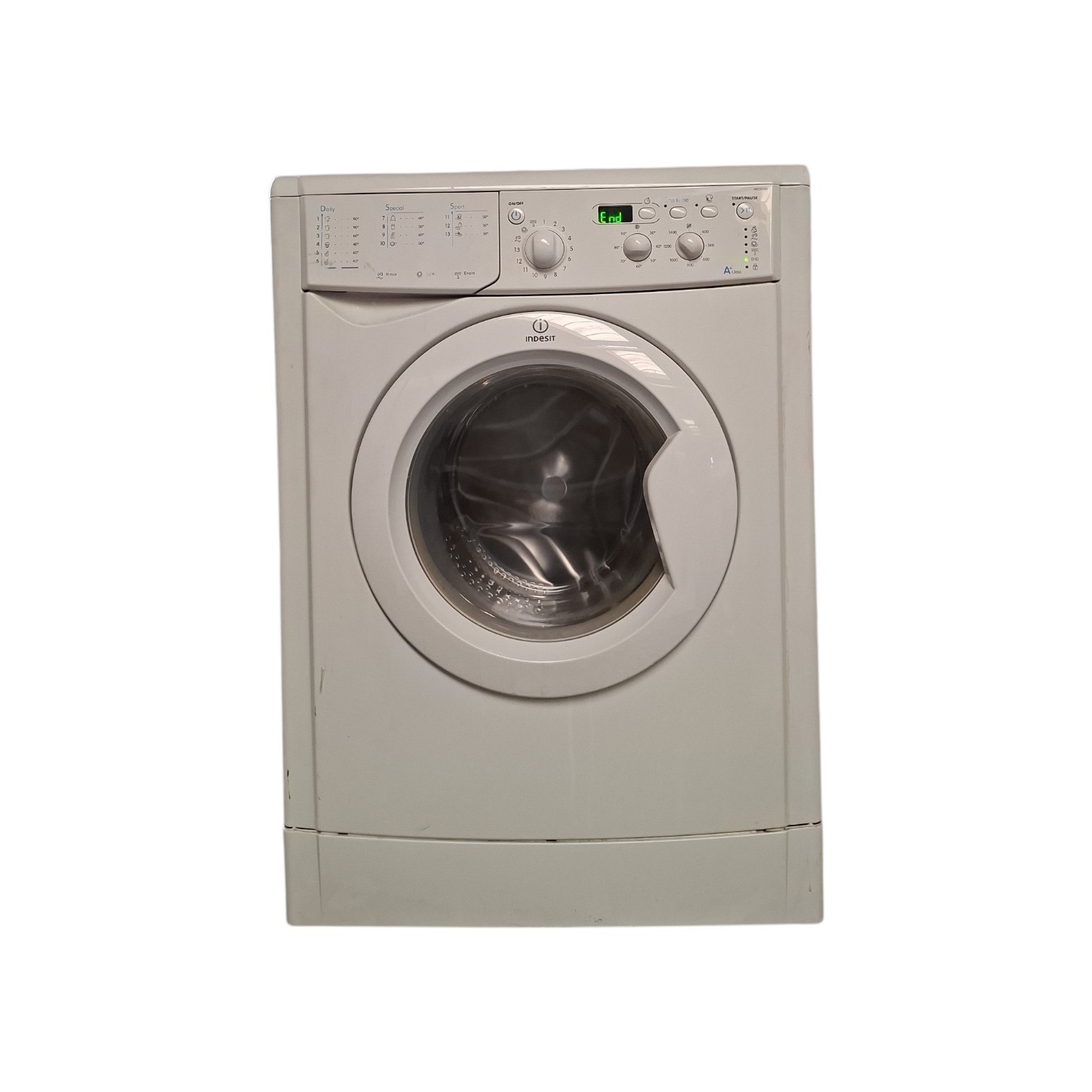 Indesit IWD 5145 wasmachine 6 kg refurbished. 1400 toeren, diverse wasprogramma's en display. Technisch gecontroleerd en uitgebreid getest.